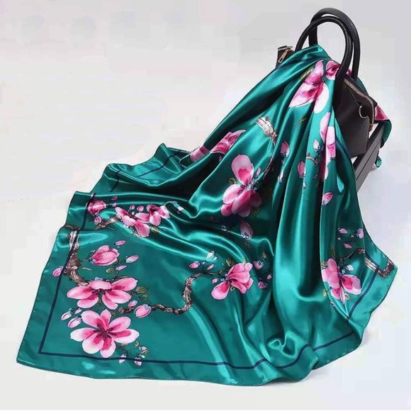 vabovin Accessories - 🏞Silk-like Scarf🏞